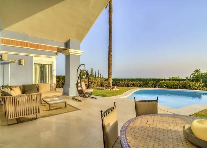 Gran View Elviria Ferienhaus *